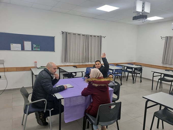 أجتماع أهالي طلاب المدرسة الثانوية التكنولوجية جلجولية